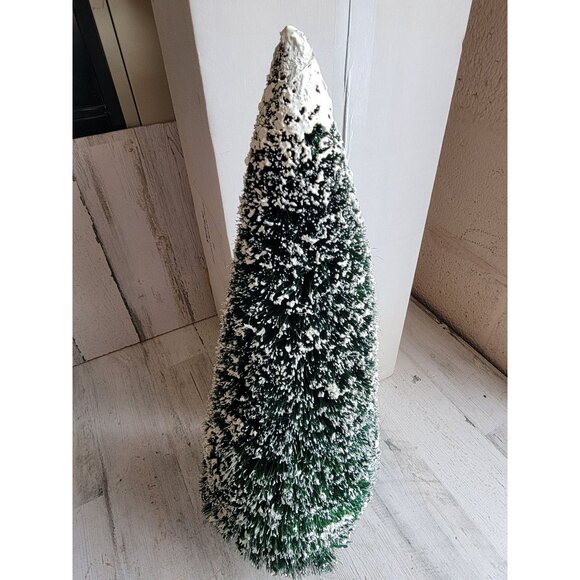 Dept 56 52329 frosted 22" spruce tree village accessory - Picture 5 of 8